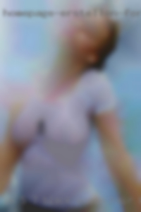 I'm 5-7 black women hair blue horny eyes near Indiana.